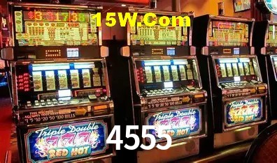 Slots com jackpots e giros grátis na 4555